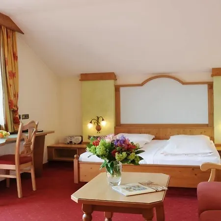 Scol Zillertal Fuegen