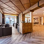 Scol Zillertal 酒店 4*